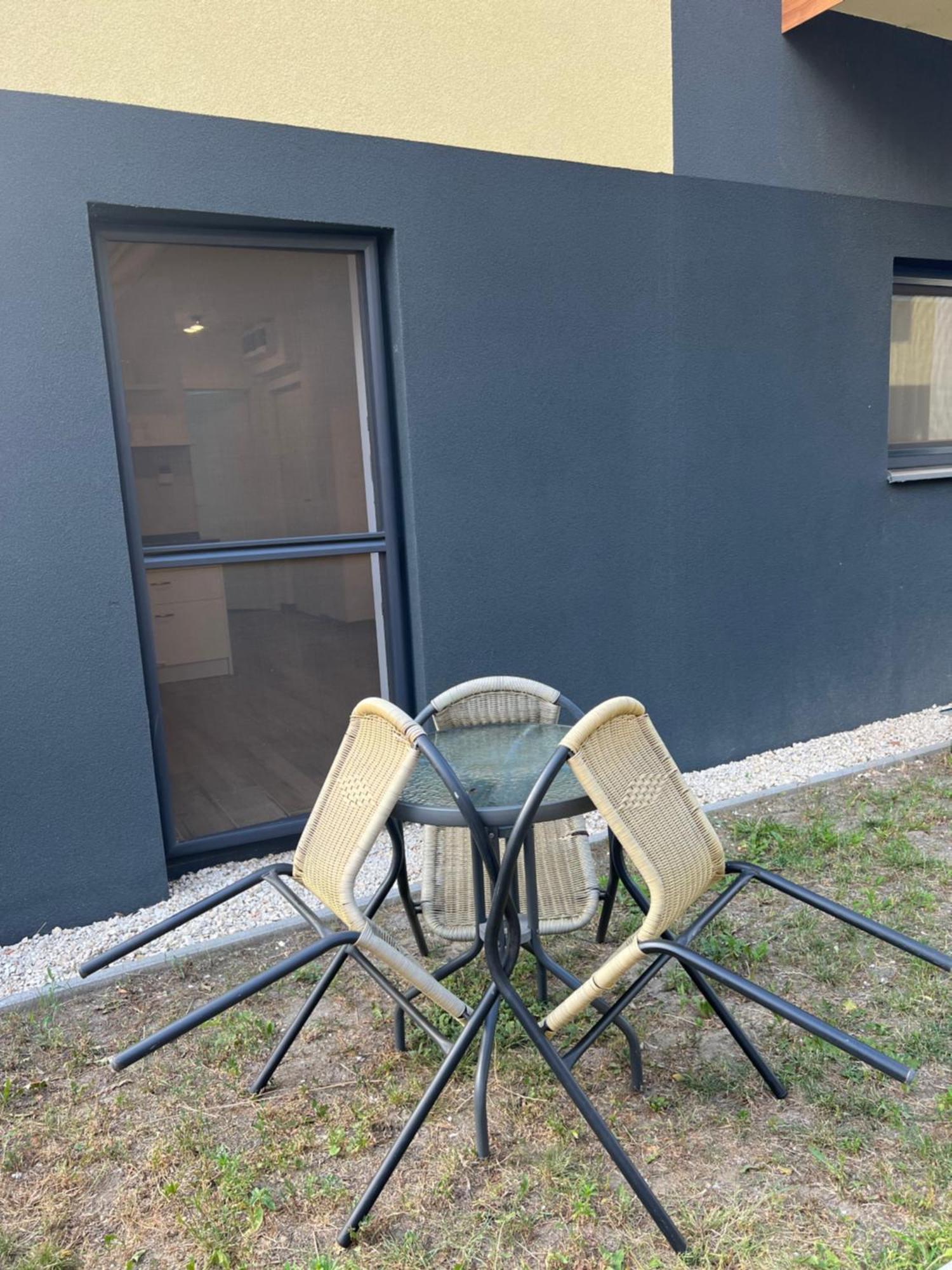Modern Apartman Szegedin Exterior foto